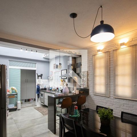 Casa à venda com 125m², 4 quartos e 2 vagas Casa à venda com 125m², 4 quartos e 2 vagasCozinha 2 casa 2