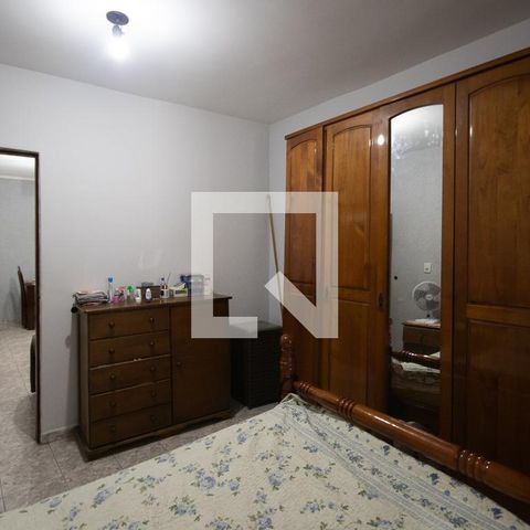 Casa à venda com 125m², 4 quartos e 2 vagas Casa à venda com 125m², 4 quartos e 2 vagasQuarto 1 casa 1