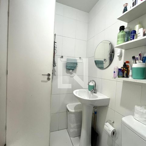 Apartamento à venda com 41m², 2 quartos e sem vaga Apartamento à venda com 41m², 2 quartos e sem vagaBanheiro