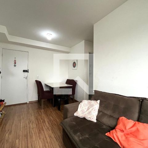 Apartamento à venda com 41m², 2 quartos e sem vaga Apartamento à venda com 41m², 2 quartos e sem vagaSala