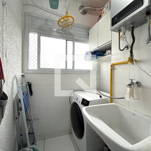 Apartamento à venda com 41m², 2 quartos e sem vaga Apartamento à venda com 41m², 2 quartos e sem vagaÁrea de Serviço