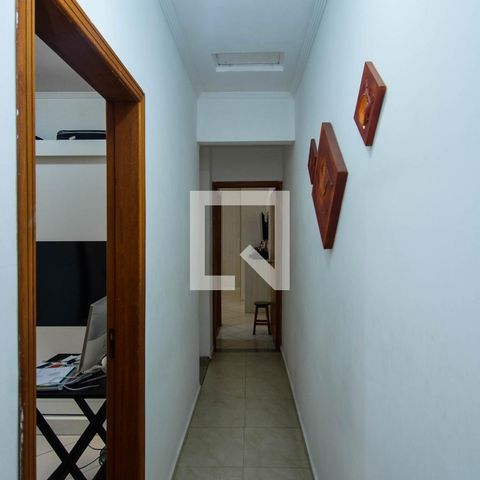 Casa à venda com 183m², 3 quartos e 3 vagasCorredor das Suítes