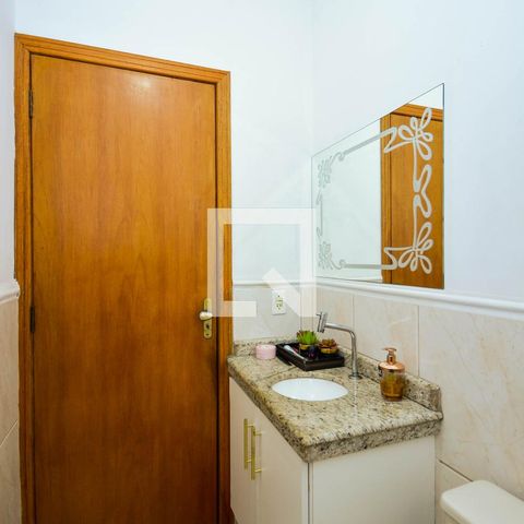 Casa à venda com 183m², 3 quartos e 3 vagasLavabo