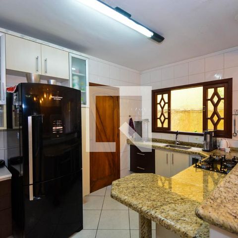 Casa à venda com 183m², 3 quartos e 3 vagasCozinha