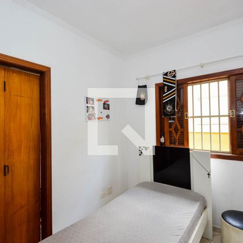 Casa à venda com 183m², 3 quartos e 3 vagasSuíte 2