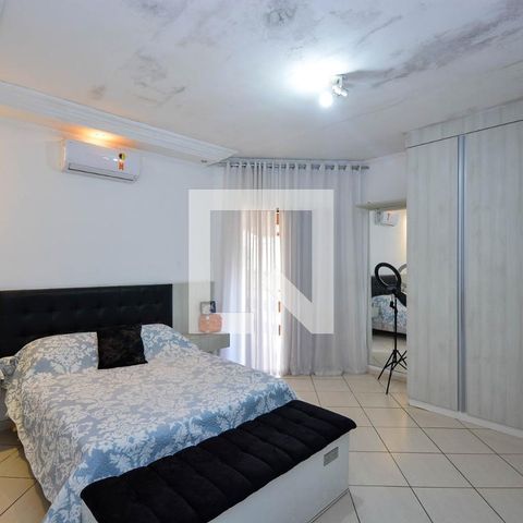 Casa à venda com 183m², 3 quartos e 3 vagasSuíte 1