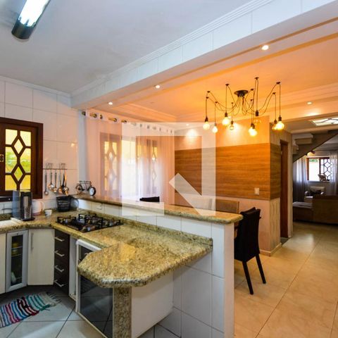 Casa à venda com 183m², 3 quartos e 3 vagasCozinha