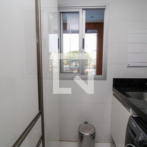 Apartamento à venda com 78m², 3 quartos e 2 vagas Apartamento à venda com 78m², 3 quartos e 2 vagasÁrea de Serviço