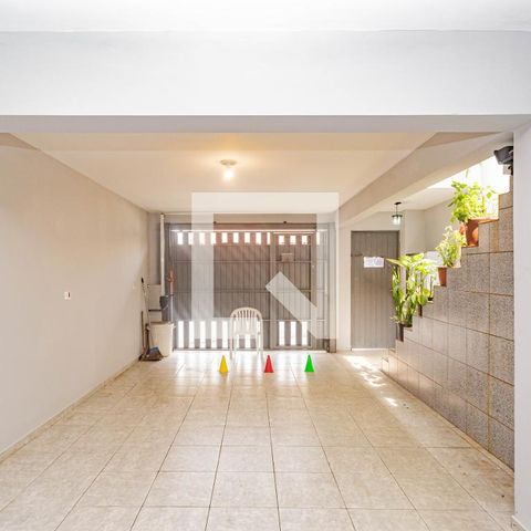 Casa à venda com 160m², 4 quartos e 2 vagasGaragem