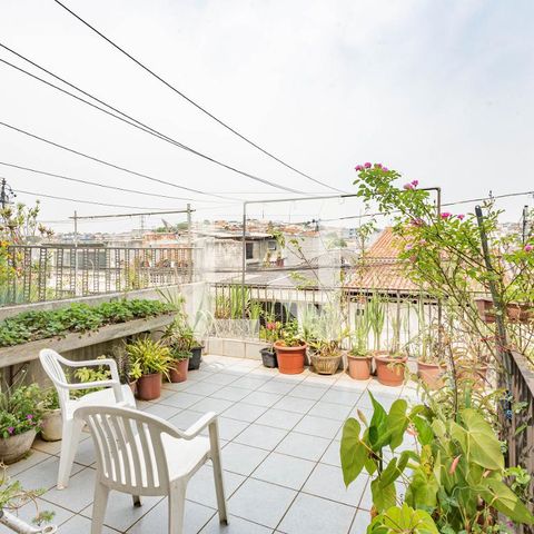 Casa à venda com 160m², 4 quartos e 2 vagasTerraço