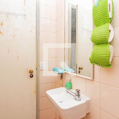 Casa à venda com 160m², 4 quartos e 2 vagasBanheiro 1