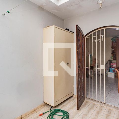 Casa à venda com 160m², 4 quartos e 2 vagasEdícula