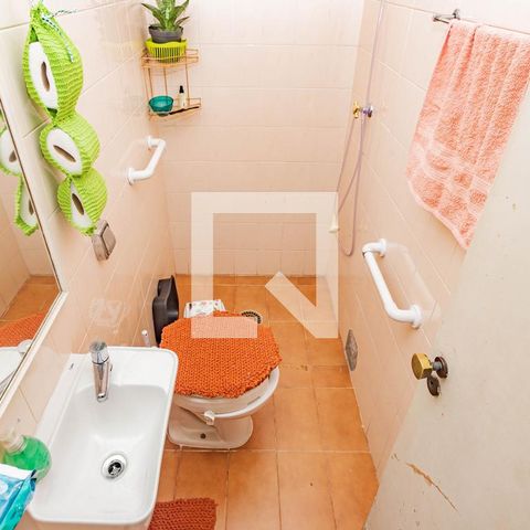 Casa à venda com 160m², 4 quartos e 2 vagasBanheiro 1