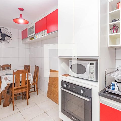 Casa à venda com 160m², 4 quartos e 2 vagasCozinha da Edícula