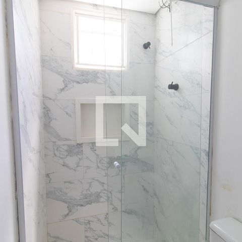 Studio para alugar com 19m², 1 quarto e sem vaga Studio para alugar com 19m², 1 quarto e sem vagaBanheiro