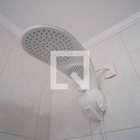 Casa à venda com 150m², 2 quartos e 2 vagasBanheiro