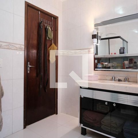 Casa à venda com 150m², 2 quartos e 2 vagasBanheiro