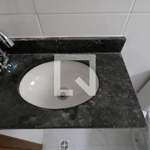 Apartamento à venda com 100m², 2 quartos e 1 vagaBanheiro Social - Pia