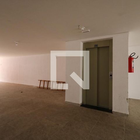 Apartamento à venda com 100m², 2 quartos e 1 vagaElevador
