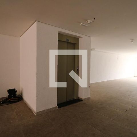 Apartamento à venda com 100m², 2 quartos e 1 vagaElevador