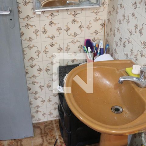 Casa à venda com 240m², 4 quartos e 2 vagasBanheiro 2