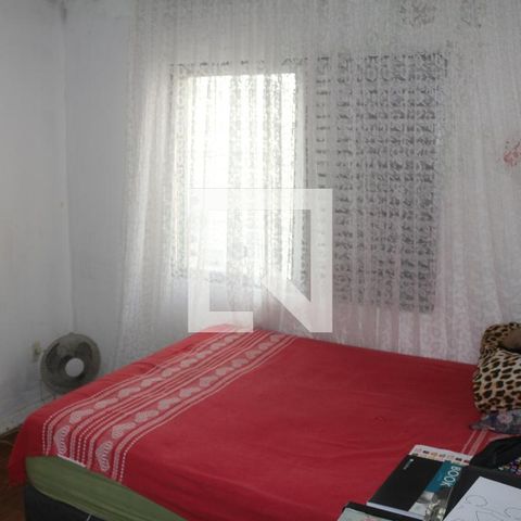 Casa à venda com 240m², 4 quartos e 2 vagasQuarto 1