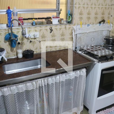 Casa à venda com 240m², 4 quartos e 2 vagasCozinha