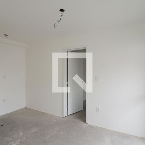 Apartamento à venda com 32m², 1 quarto e sem vaga Apartamento à venda com 32m², 1 quarto e sem vagaSala/Cozinha/Área de Serviço