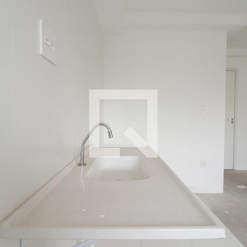 Apartamento à venda com 32m², 1 quarto e sem vaga Apartamento à venda com 32m², 1 quarto e sem vagaSala/Cozinha/Área de Serviço