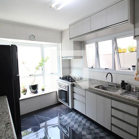 Casa de condomínio à venda com 155m², 3 quartos e 2 vagasCozinha