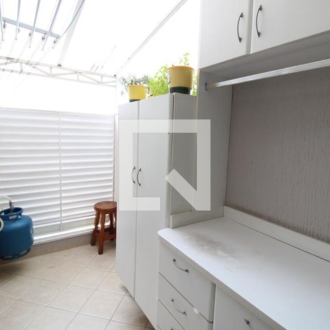 Casa de condomínio à venda com 155m², 3 quartos e 2 vagasÁrea de Serviço
