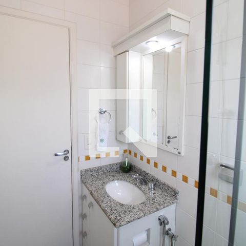 Casa de condomínio à venda com 155m², 3 quartos e 2 vagasBanheiro 2