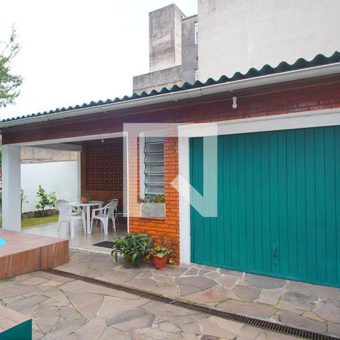 Casa à venda com 180m², 3 quartos e 2 vagasGaragem
