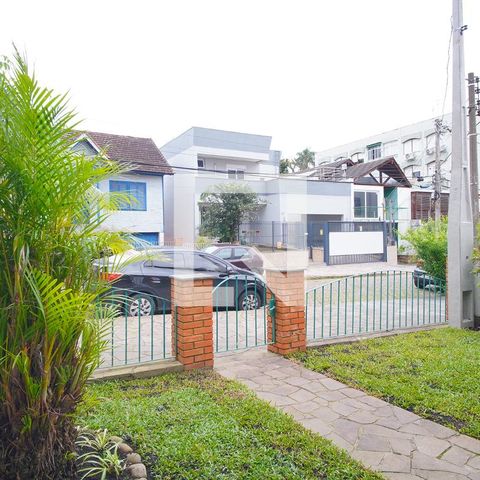 Casa à venda com 180m², 3 quartos e 2 vagasSala - Vista