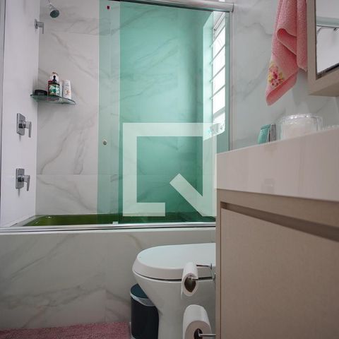 Casa à venda com 180m², 3 quartos e 2 vagasBanheiro da Suíte