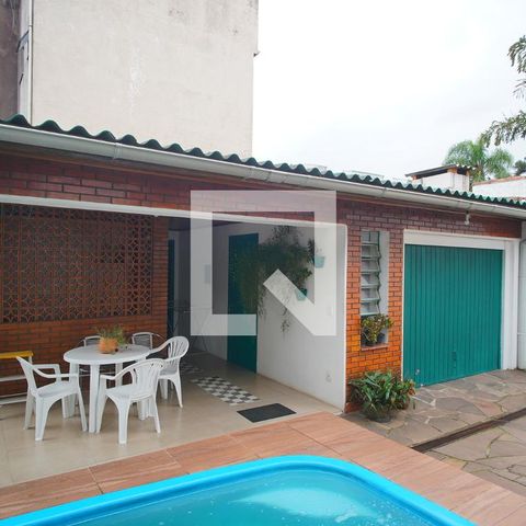 Casa à venda com 180m², 3 quartos e 2 vagasQuarto 3 - Vista