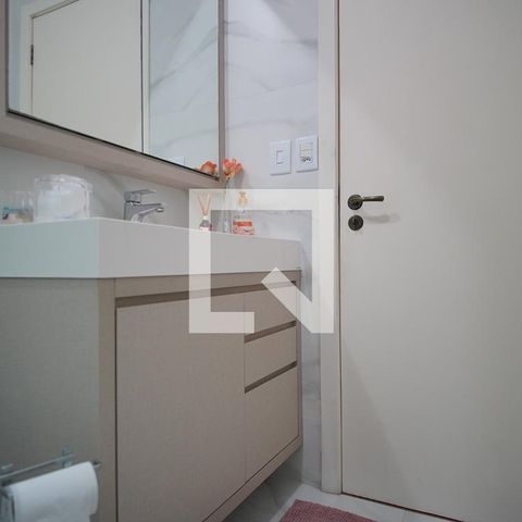 Casa à venda com 180m², 3 quartos e 2 vagasBanheiro da Suíte