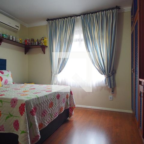 Casa à venda com 180m², 3 quartos e 2 vagasQuarto 3