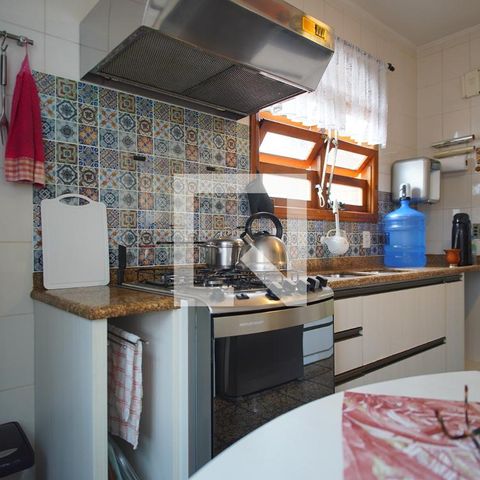 Casa à venda com 180m², 3 quartos e 2 vagasCozinha