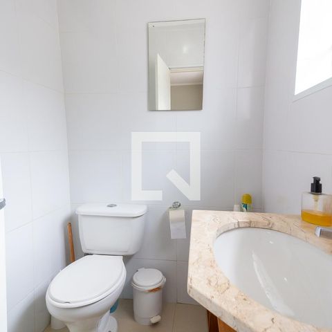 Casa à venda com 150m², 3 quartos e 2 vagasBanheiro