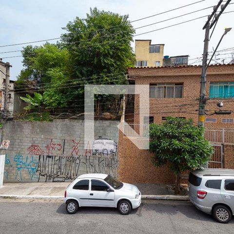 Casa à venda com 150m², 3 quartos e 2 vagassala/vista
