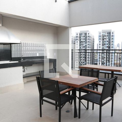 Apartamento à venda com 24m², 1 quarto e sem vagaÁrea comum
