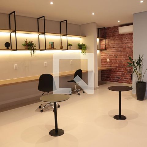 Apartamento à venda com 24m², 1 quarto e sem vagaÁrea comum