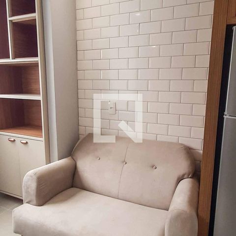 Apartamento à venda com 24m², 1 quarto e sem vaga Apartamento à venda com 24m², 1 quarto e sem vagaSala