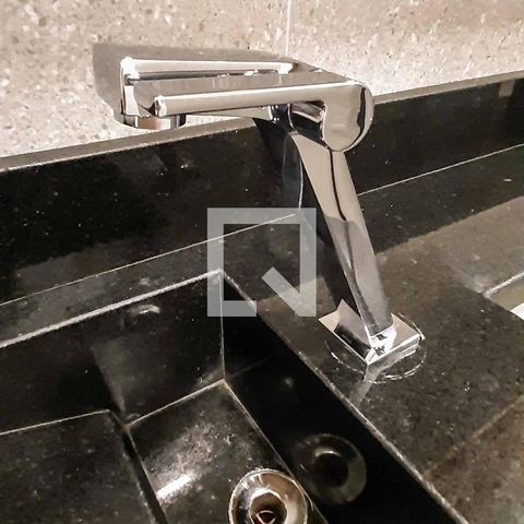 Apartamento à venda com 24m², 1 quarto e sem vaga Apartamento à venda com 24m², 1 quarto e sem vagaBanheiro