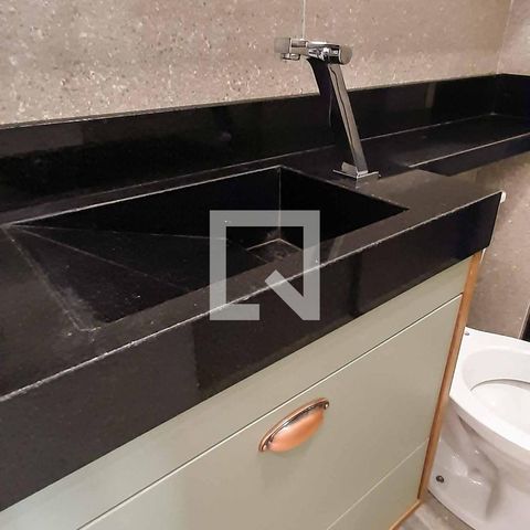 Apartamento à venda com 24m², 1 quarto e sem vaga Apartamento à venda com 24m², 1 quarto e sem vagaBanheiro