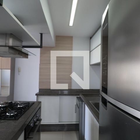 Apartamento à venda com 72m², 2 quartos e 2 vagasCozinha e Área de Serviço