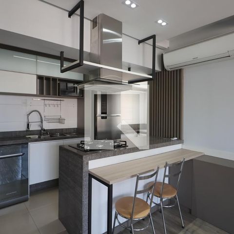 Apartamento à venda com 72m², 2 quartos e 2 vagasCozinha e Área de Serviço