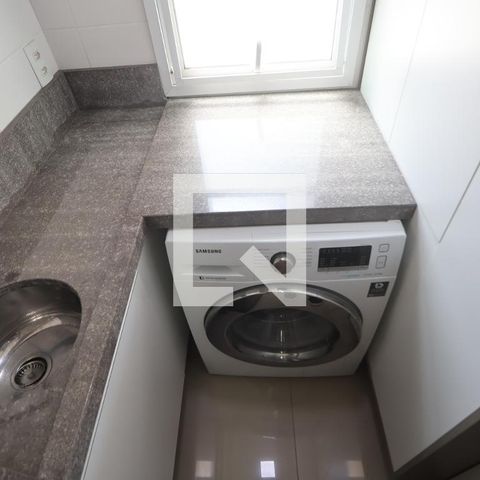 Apartamento à venda com 72m², 2 quartos e 2 vagasCozinha e Área de Serviço