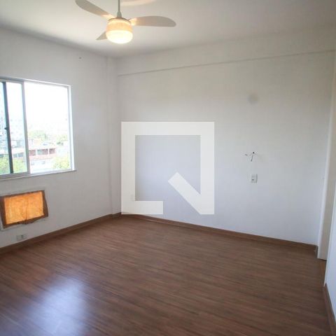 Apartamento à venda com 70m², 2 quartos e 1 vaga Apartamento à venda com 70m², 2 quartos e 1 vagaQuarto Suíte